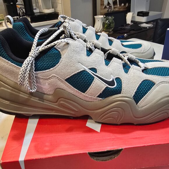 Nike Tech Hera Men's Shoes Size 10.5 FJ9532 110 LT Orewood Brown/Teal/Khaki NEW - Picture 6 of 14
